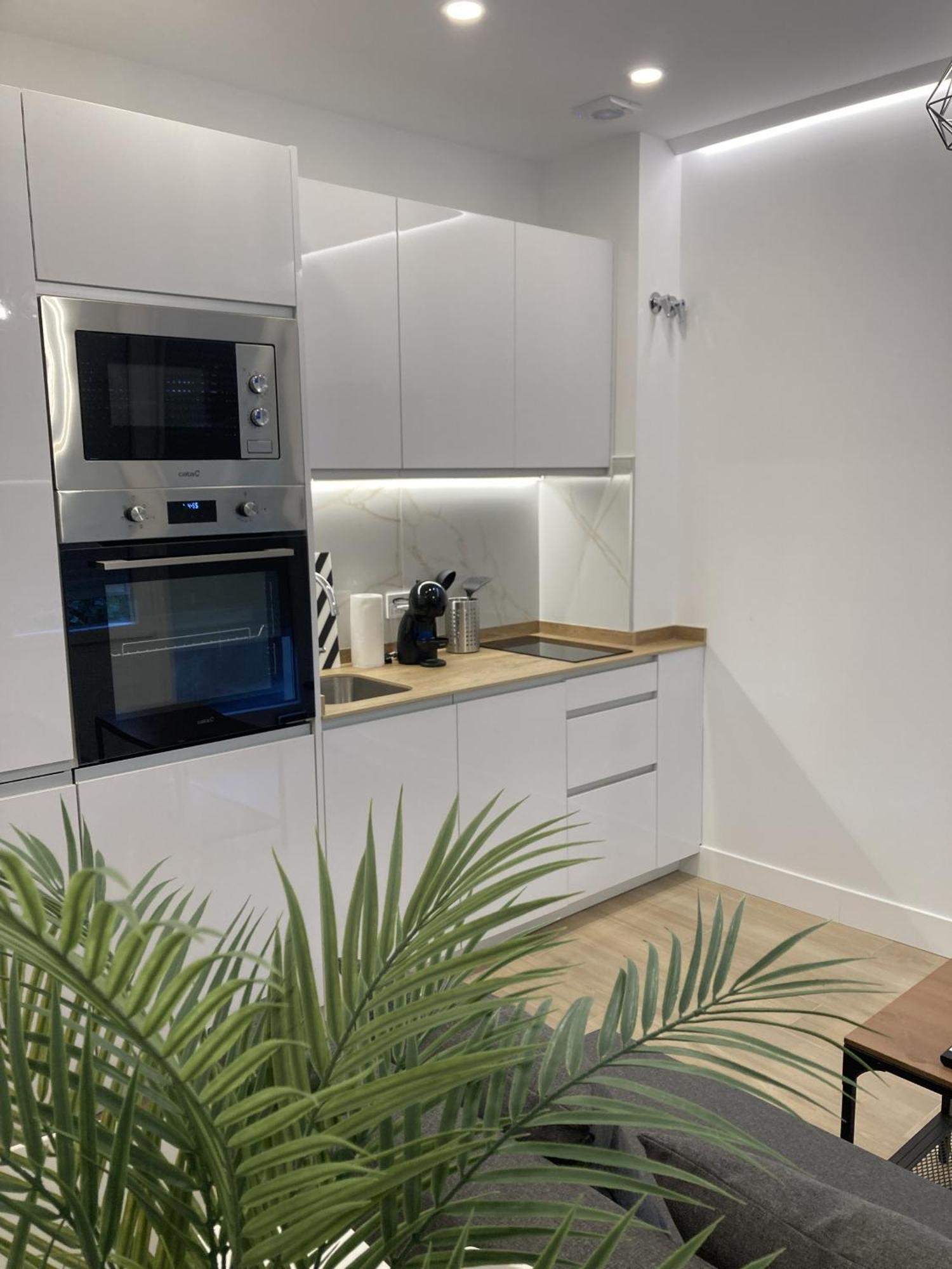 Bravo Murillo Apartments Madrid Bagian luar foto