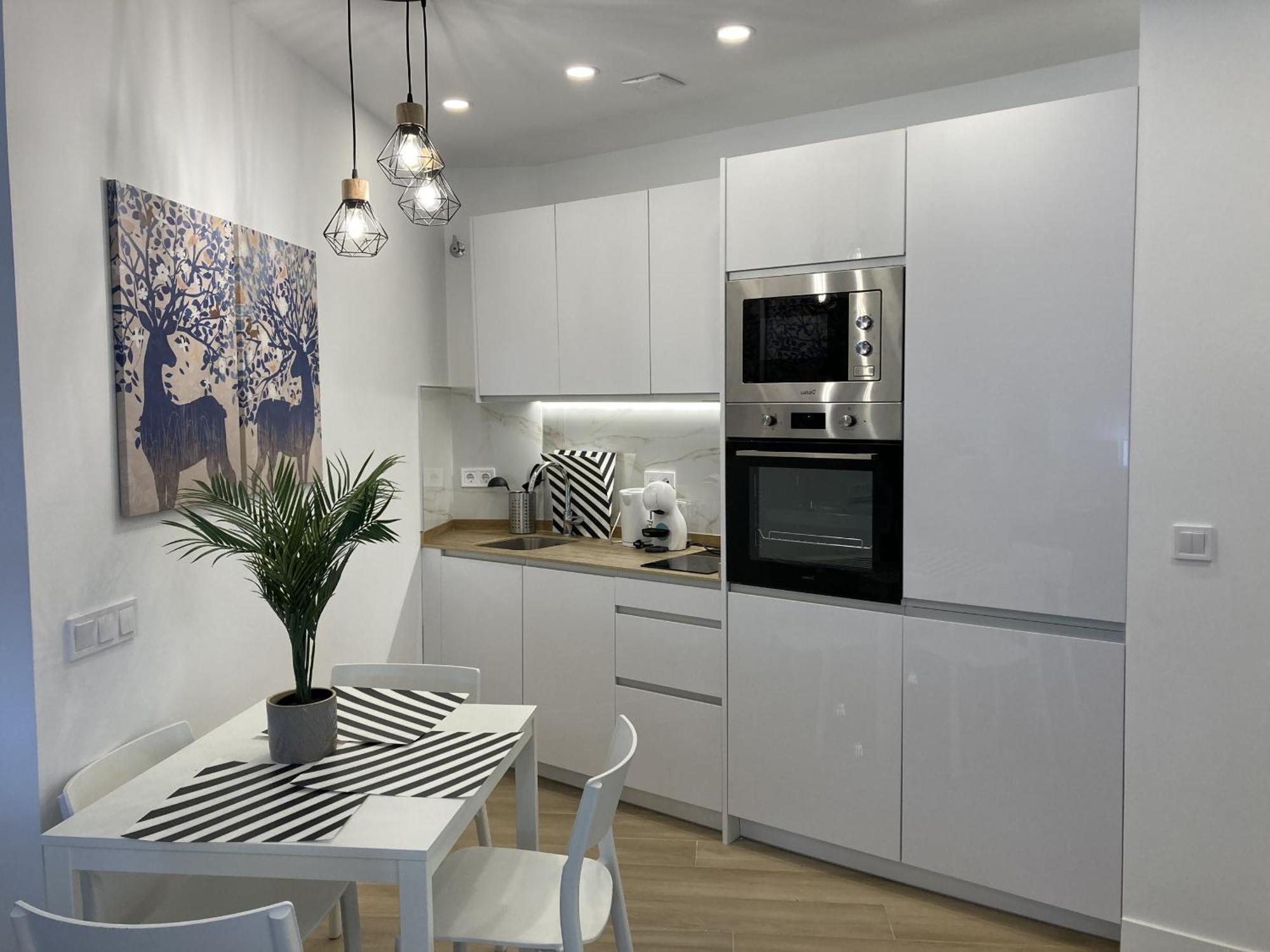 Bravo Murillo Apartments Madrid Bagian luar foto